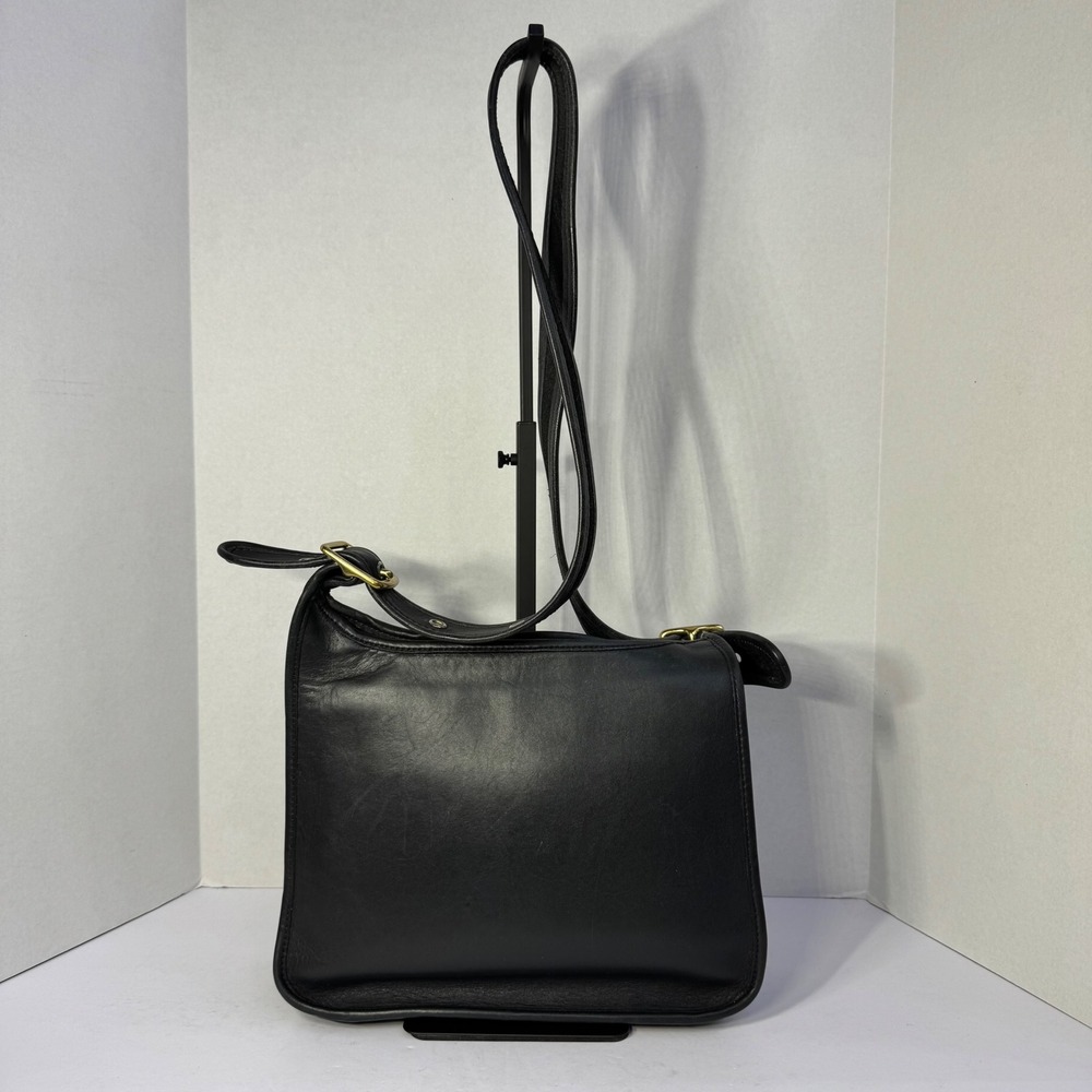 Vintage Coach Legacy Zip Black Leather Crossbody Bag #J9B-9966 October 1999